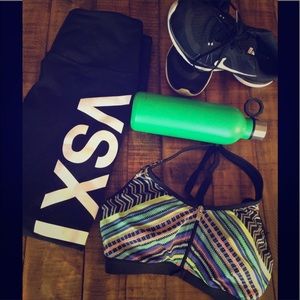 Patterned Victoria’s Secret sports bra